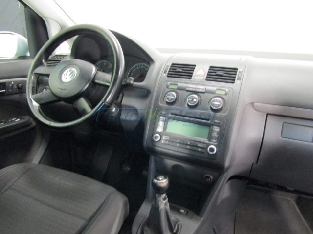 VOLKSWAGEN Touran usata, con Boardcomputer