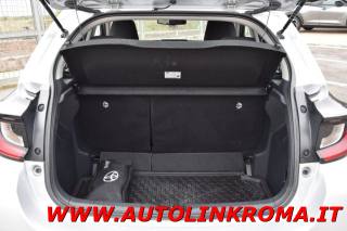 TOYOTA Yaris usata, con Bluetooth