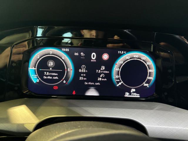 VOLKSWAGEN Golf usata, con Autoradio