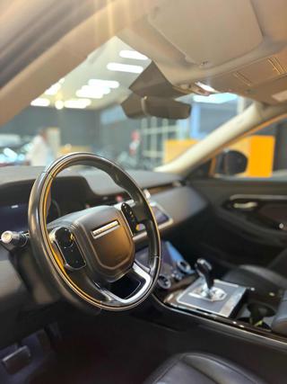 LAND ROVER Range Rover Evoque usata, con Autoradio