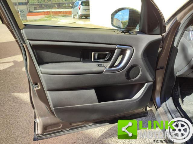 LAND ROVER Discovery Sport usata, con Bluetooth