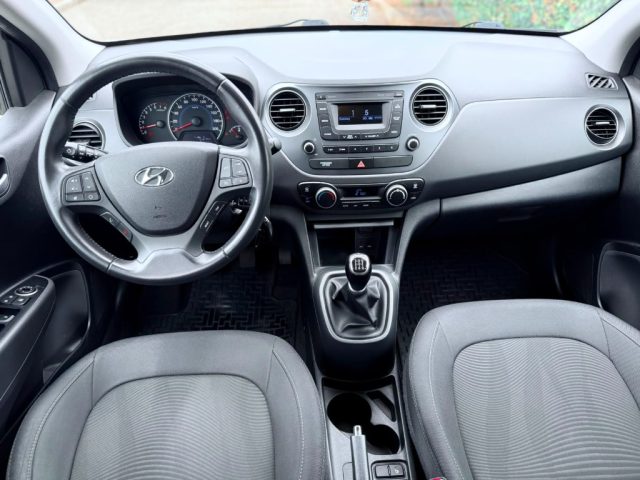 HYUNDAI i10 usata, con Controllo automatico clima