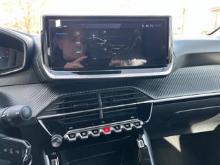 PEUGEOT 208 usata, con Boardcomputer