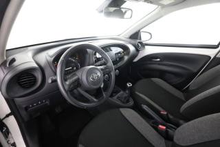 TOYOTA Aygo X usata 1