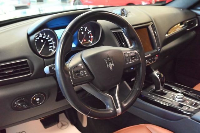 MASERATI Levante usata 45