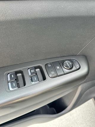 KIA Sportage usata, con Fari Xenon