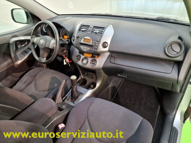 TOYOTA RAV 4 usata 42