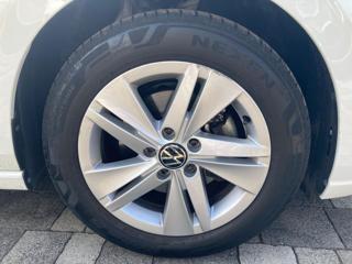 VOLKSWAGEN Golf usata, con Park Distance Control