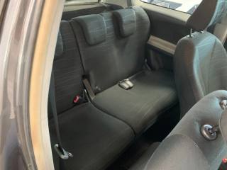 TOYOTA Yaris usata, con Fendinebbia