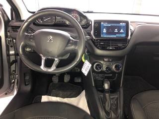 PEUGEOT 208 usata, con Fendinebbia