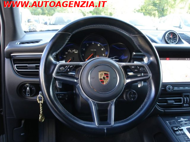 PORSCHE Macan usata 14