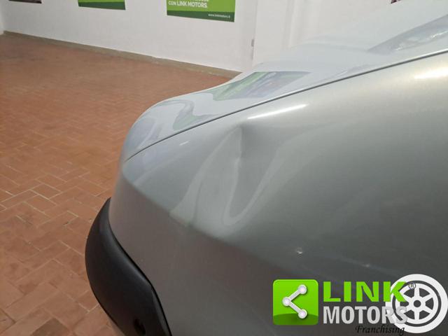 RENAULT Twingo usata 18