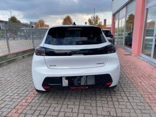 PEUGEOT 208 usata, con Autoradio