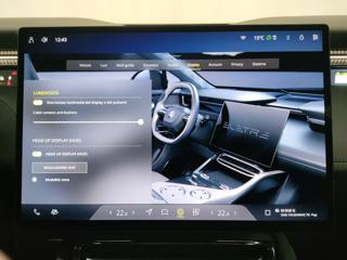 LOTUS Eletre usata, con Fari direzionali