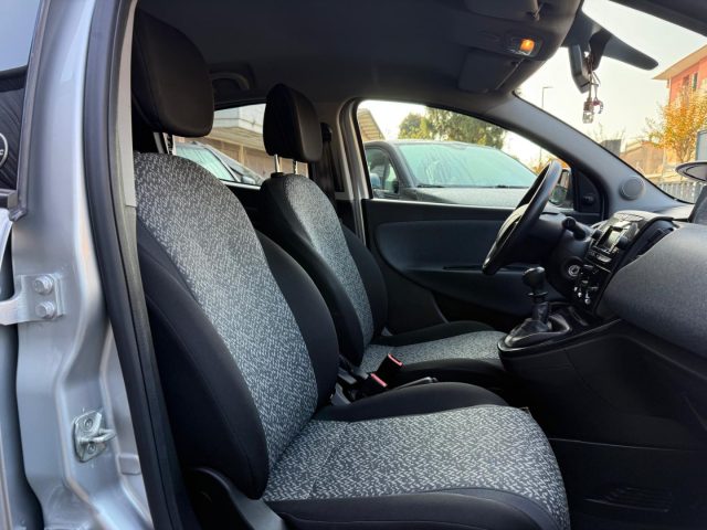 LANCIA Ypsilon usata 11