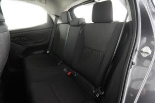 TOYOTA Yaris usata 8