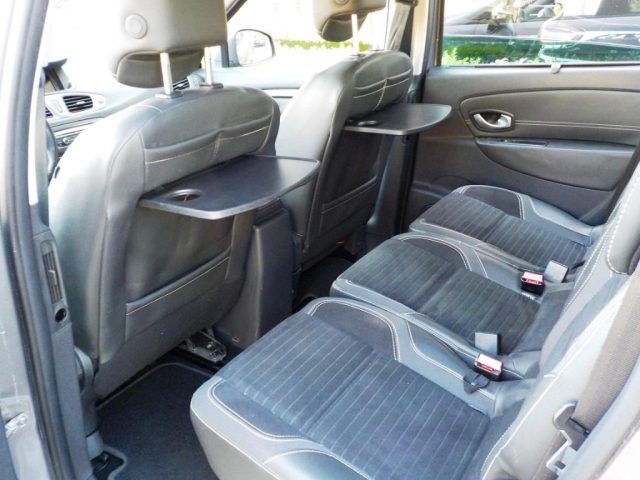 RENAULT Scenic usata, con Vetri oscurati