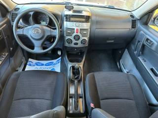 DAIHATSU Terios usata, con Cerchi in lega