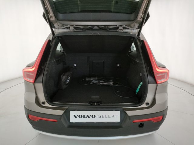 VOLVO XC40 usata, con Luci diurne LED