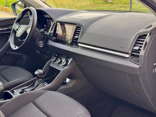SKODA Karoq usata, con Sedili sportivi