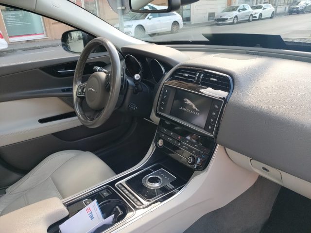 JAGUAR XE usata, con Cruise Control