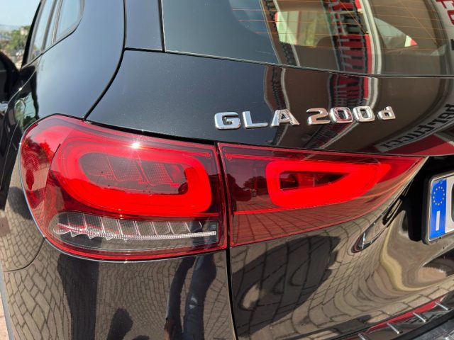 MERCEDES-BENZ GLA 200 usata, con Touch screen