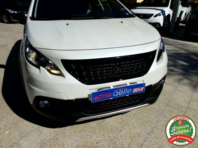 PEUGEOT 2008 usata, con Isofix