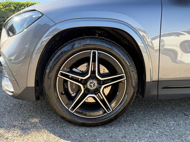 MERCEDES-BENZ GLA 200 usata, con Cerchi in lega