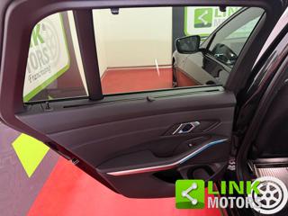 BMW 320 usata, con Park Distance Control