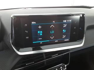 PEUGEOT 2008 usata, con Controllo automatico clima
