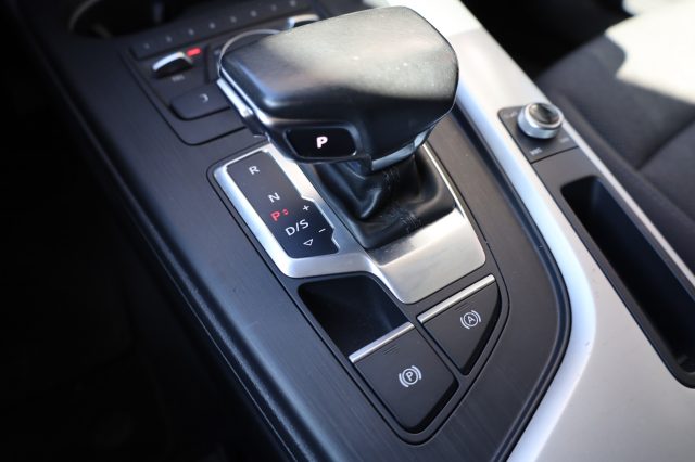 AUDI A4 usata, con Limitatore di velocità