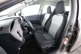 TOYOTA Yaris usata 2