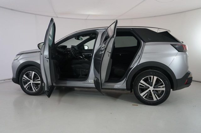 PEUGEOT 3008 usata, con Volante multifunzione