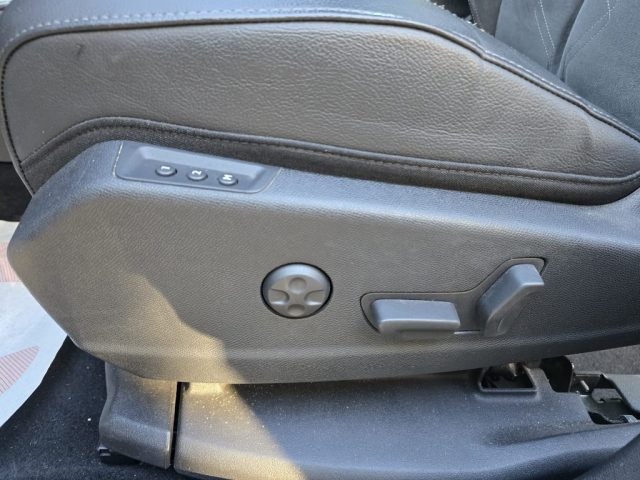 DS AUTOMOBILES DS 7 Crossback usata, con Autoradio digitale