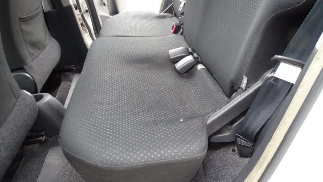 TOYOTA Yaris usata 70