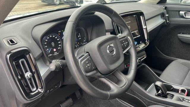 VOLVO XC40 usata, con ESP