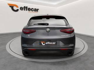 ALFA ROMEO Stelvio usata, con Alzacristalli elettrici