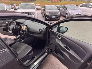 RENAULT Clio usata, con Park Distance Control