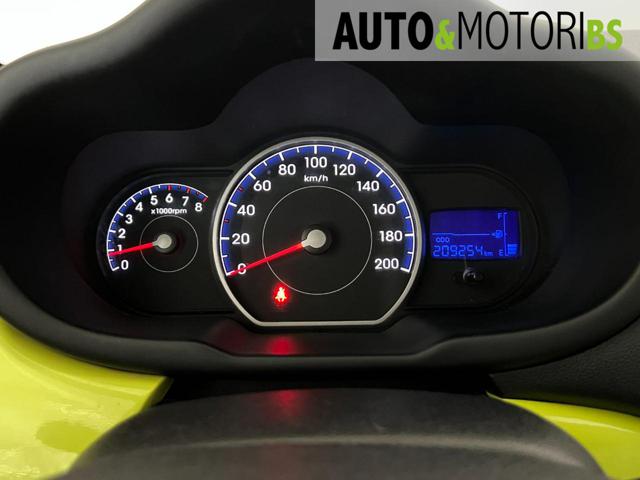 HYUNDAI i10 usata, con Tettuccio apribile