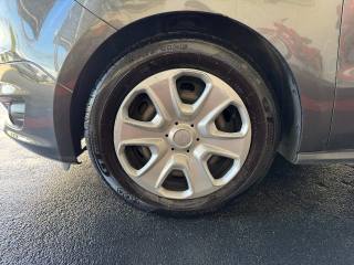 FORD Tourneo Courier usata 14