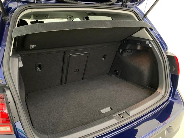 VOLKSWAGEN Golf usata, con Fendinebbia