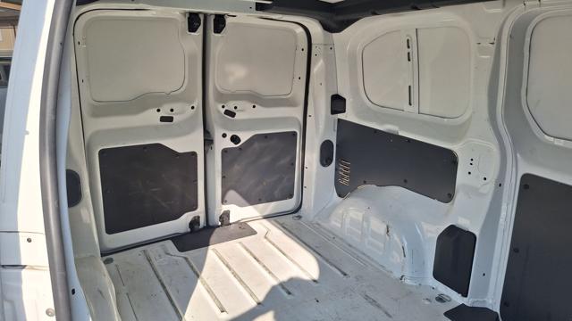 OPEL Vivaro usata 14