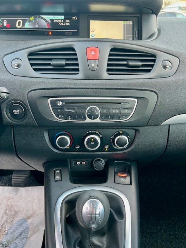 RENAULT Scenic usata, con Bluetooth