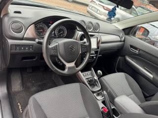 SUZUKI Vitara usata, con USB