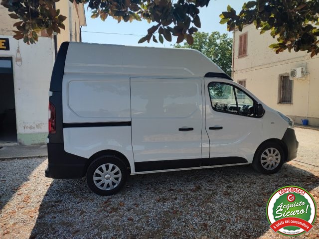 OPEL Vivaro usata, con Controllo trazione