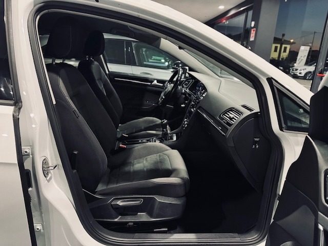 VOLKSWAGEN Golf usata, con Lettore CD