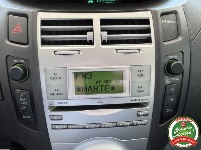 TOYOTA Yaris usata, con Lettore CD