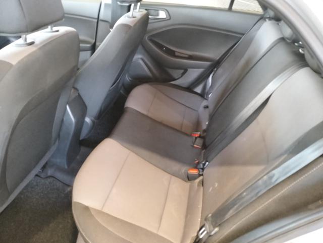 HYUNDAI i20 usata, con Climatizzatore