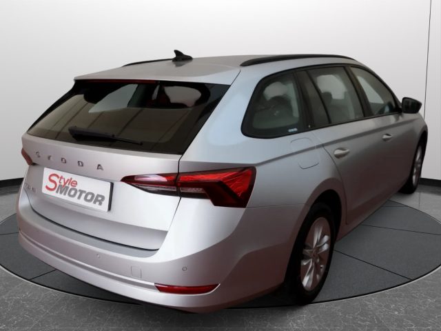 SKODA Octavia usata, con Volante in pelle