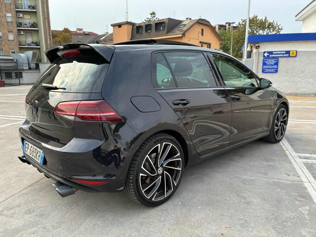 VOLKSWAGEN Golf usata, con Autoradio